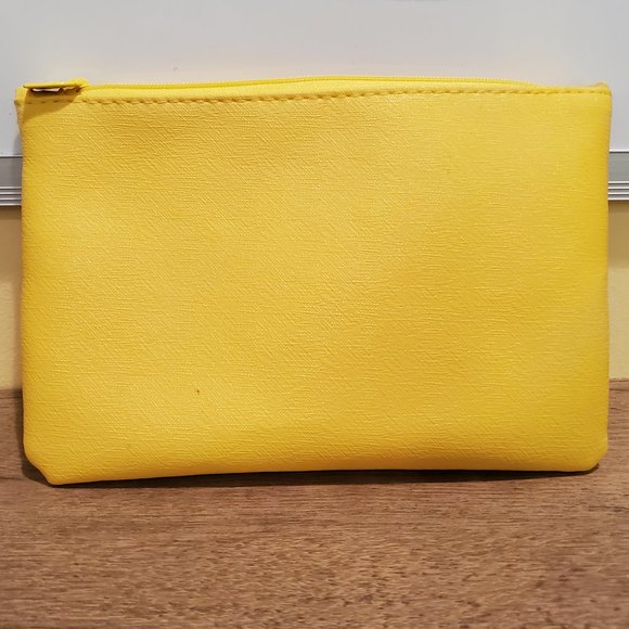 Yellow trio toned Ipsy zippered clutch - Picture 3 of 3